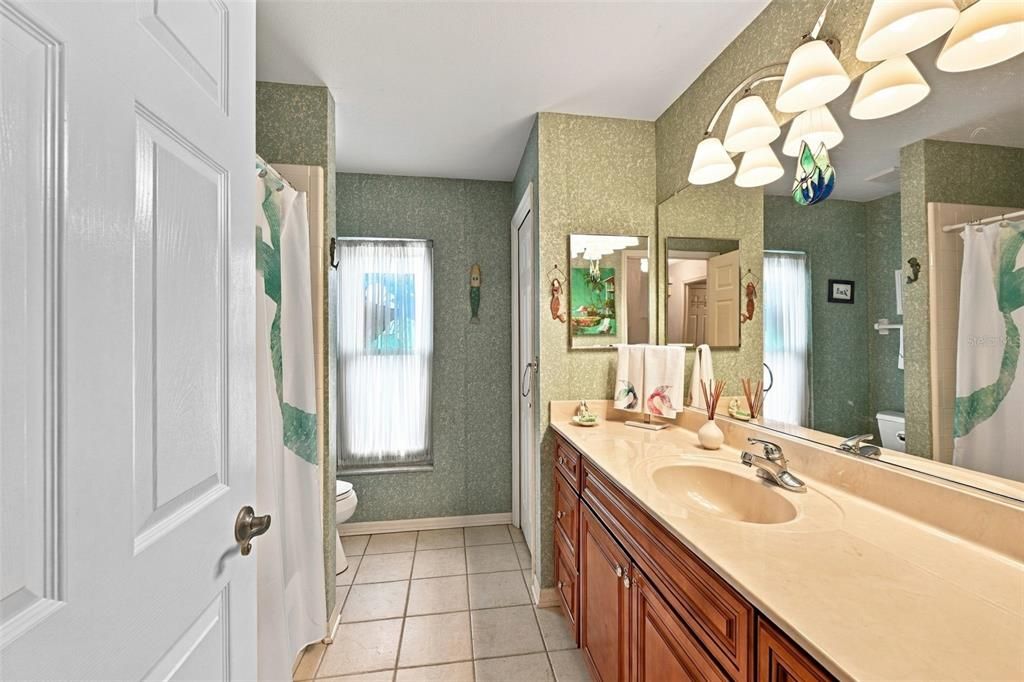 For Sale: $459,000 (3 beds, 2 baths, 2102 Square Feet)