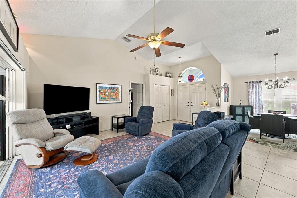 For Sale: $459,000 (3 beds, 2 baths, 2102 Square Feet)