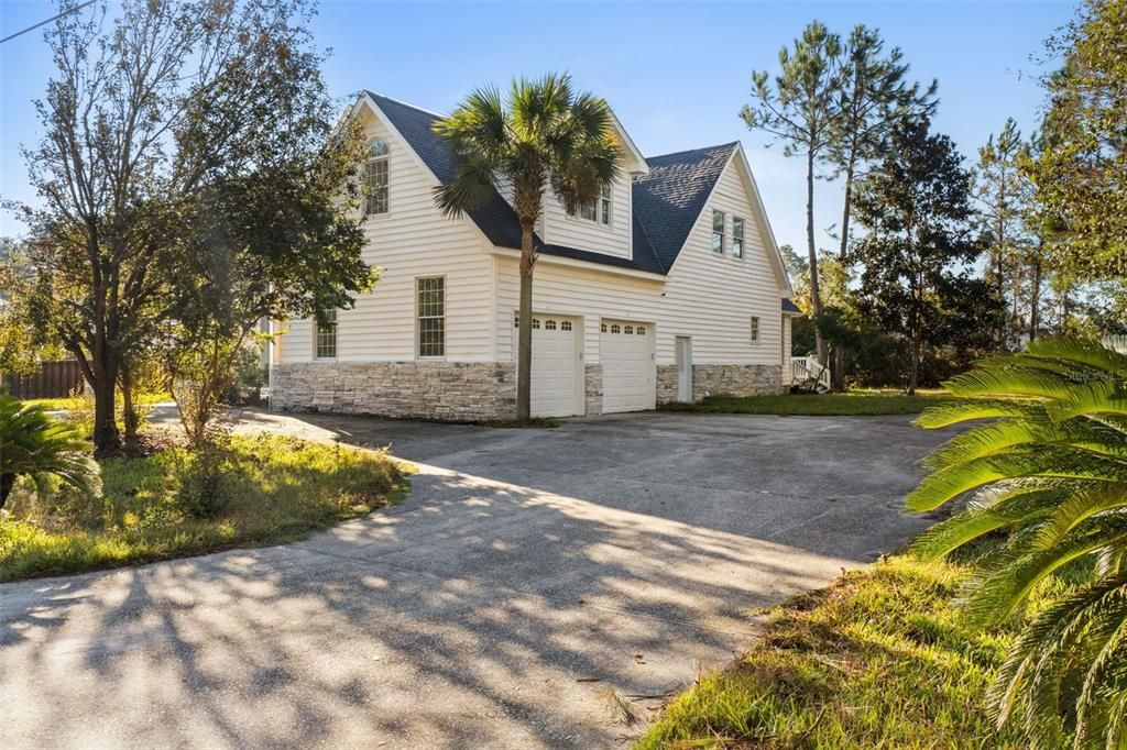 For Sale: $839,950 (5 beds, 4 baths, 3624 Square Feet)