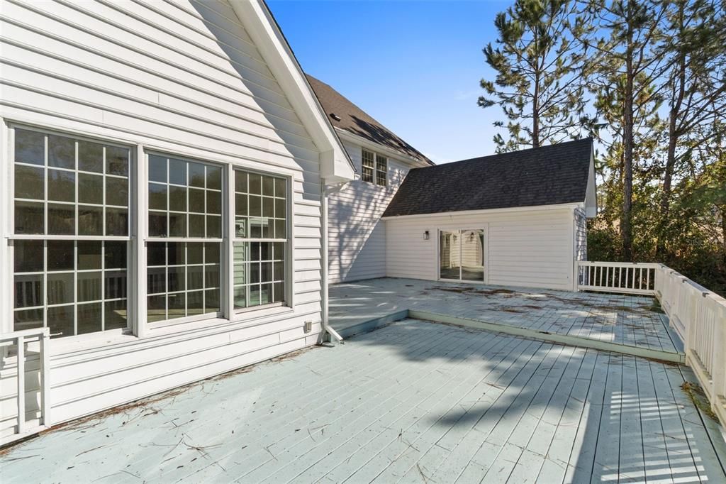 For Sale: $839,950 (5 beds, 4 baths, 3624 Square Feet)
