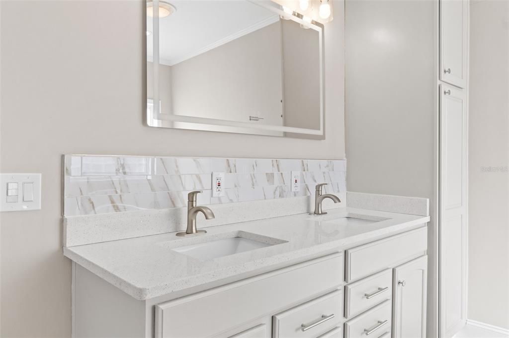 For Sale: $839,950 (5 beds, 4 baths, 3624 Square Feet)
