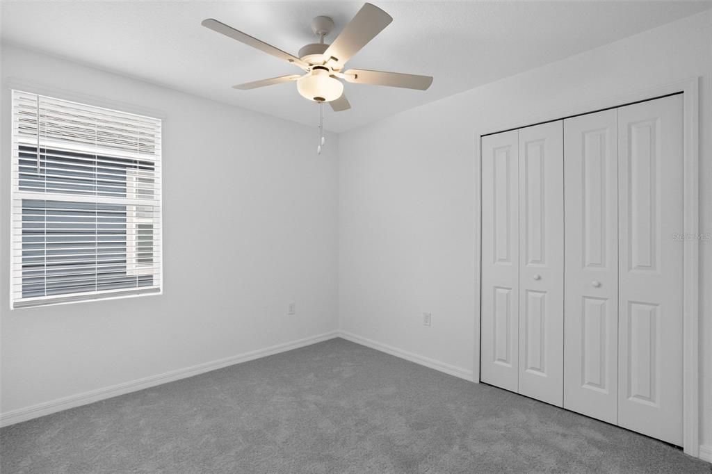 На продажу: $331,999 (4 спален, 2 ванн, 1874 Квадратных фут)