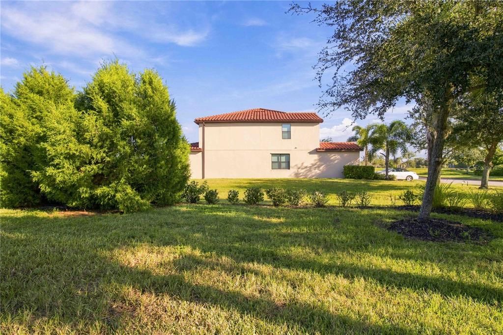 En Venta: $700,000 (4 camas, 3 baños, 2192 Pies cuadrados)