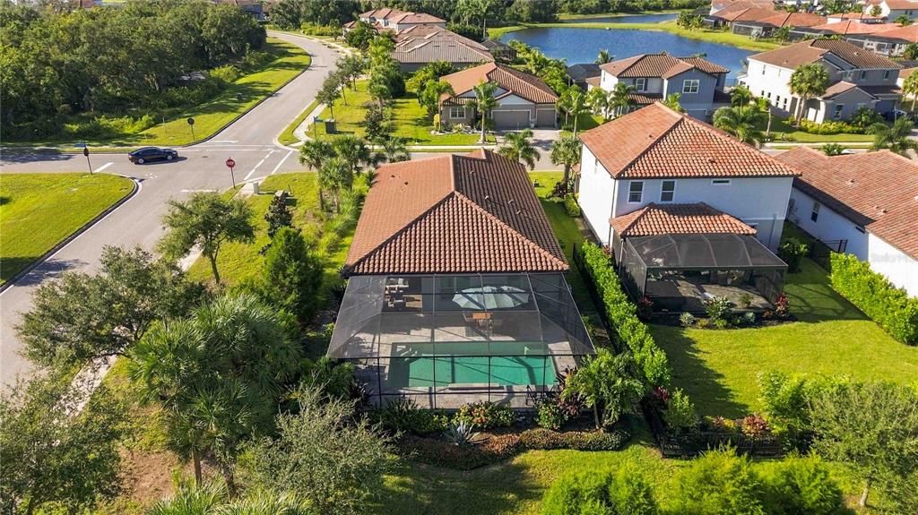 En Venta: $700,000 (4 camas, 3 baños, 2192 Pies cuadrados)
