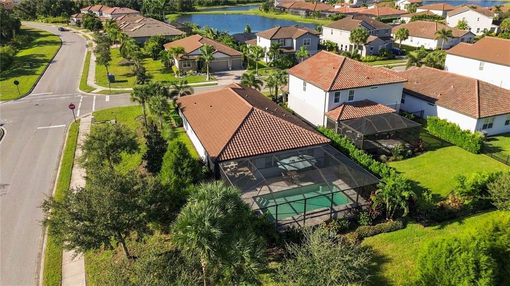 En Venta: $700,000 (4 camas, 3 baños, 2192 Pies cuadrados)