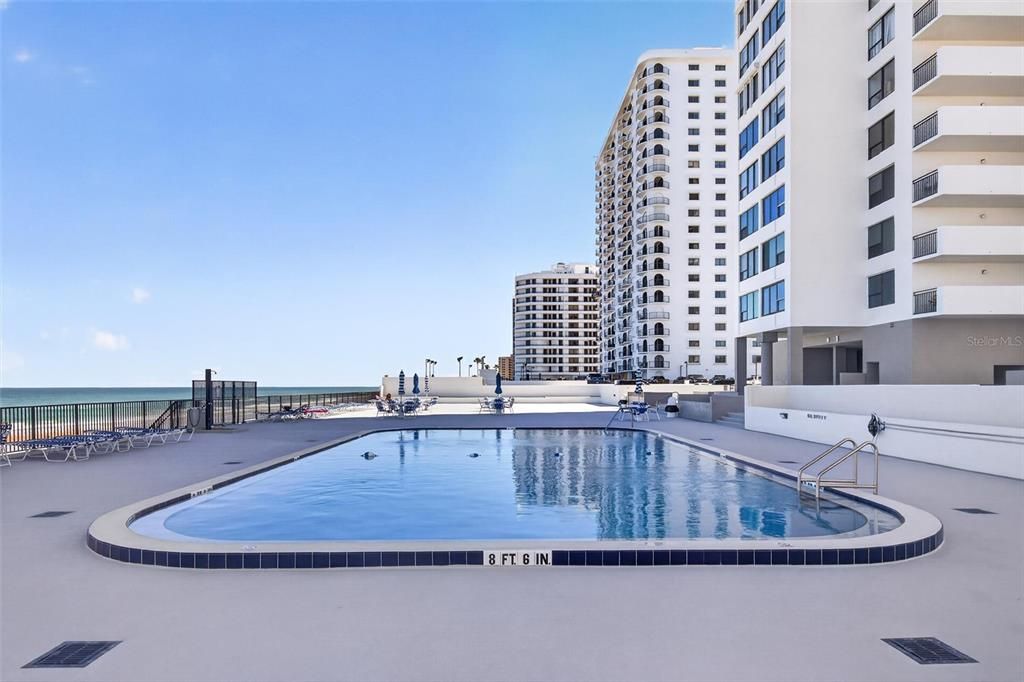 For Sale: $365,000 (2 beds, 2 baths, 1171 Square Feet)