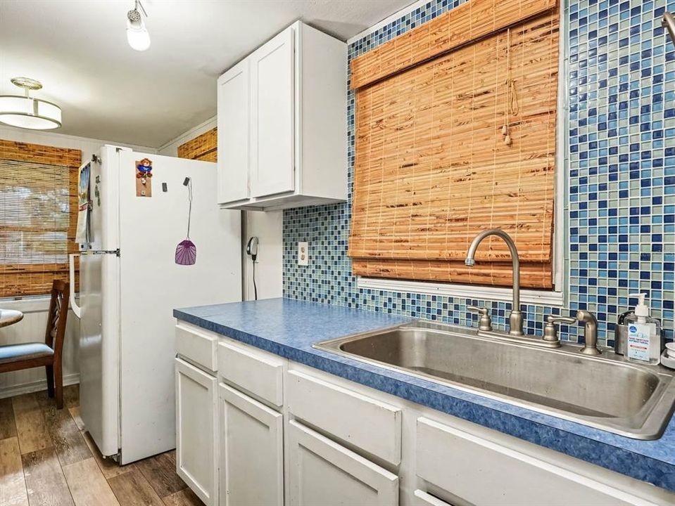 На продажу: $75,000 (1 спален, 1 ванн, 614 Квадратных фут)