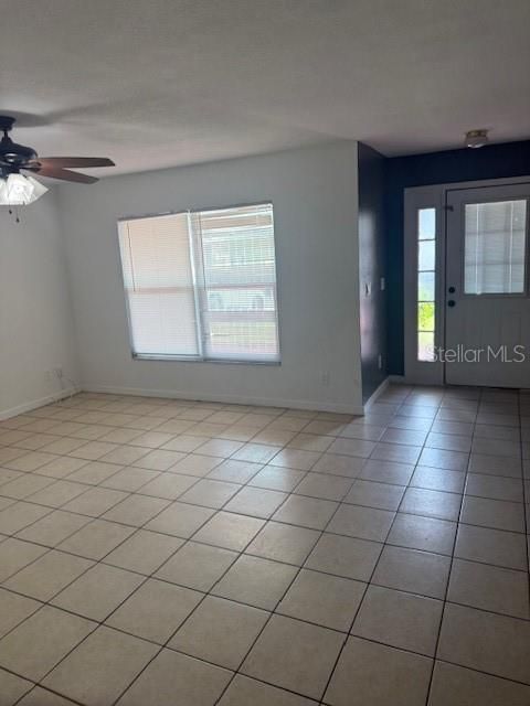 For Rent: $2,400 (4 beds, 2 baths, 1368 Square Feet)