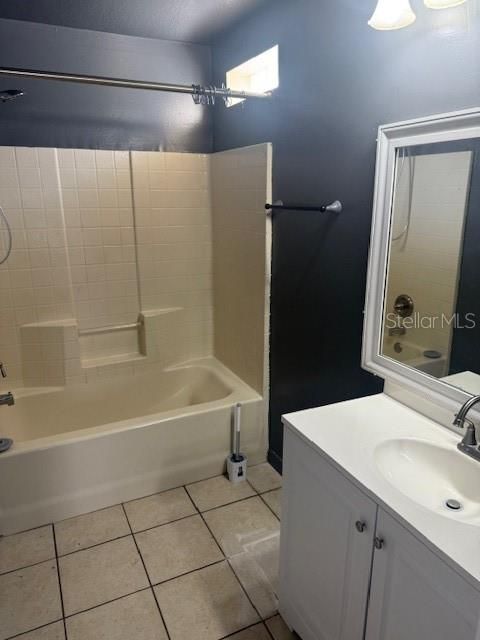 For Rent: $2,400 (4 beds, 2 baths, 1368 Square Feet)