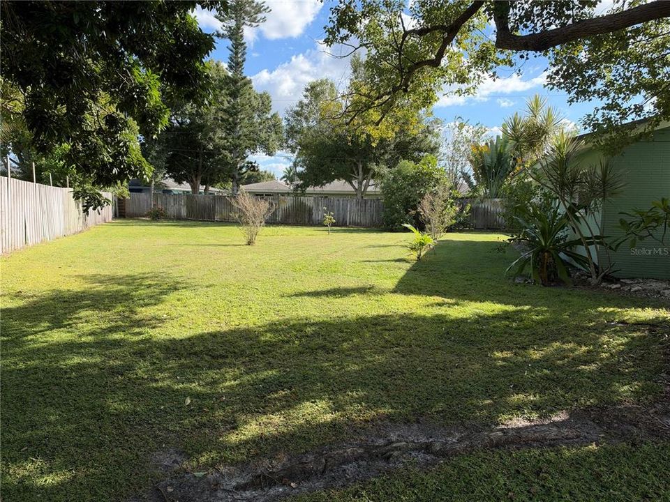 For Sale: $599,000 (3 beds, 2 baths, 2148 Square Feet)