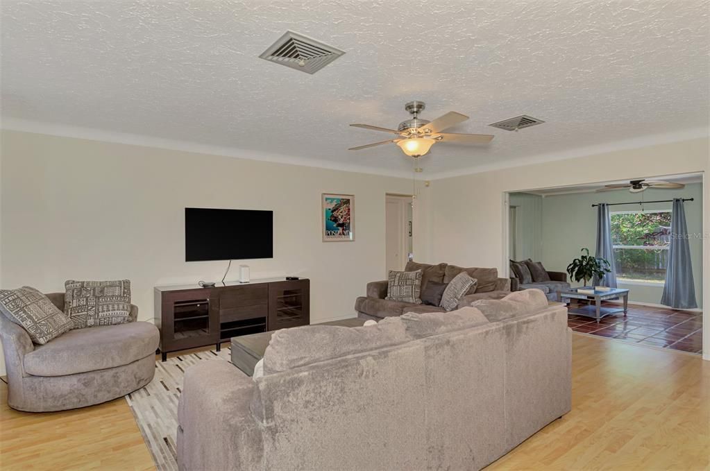 For Sale: $599,000 (3 beds, 2 baths, 2148 Square Feet)