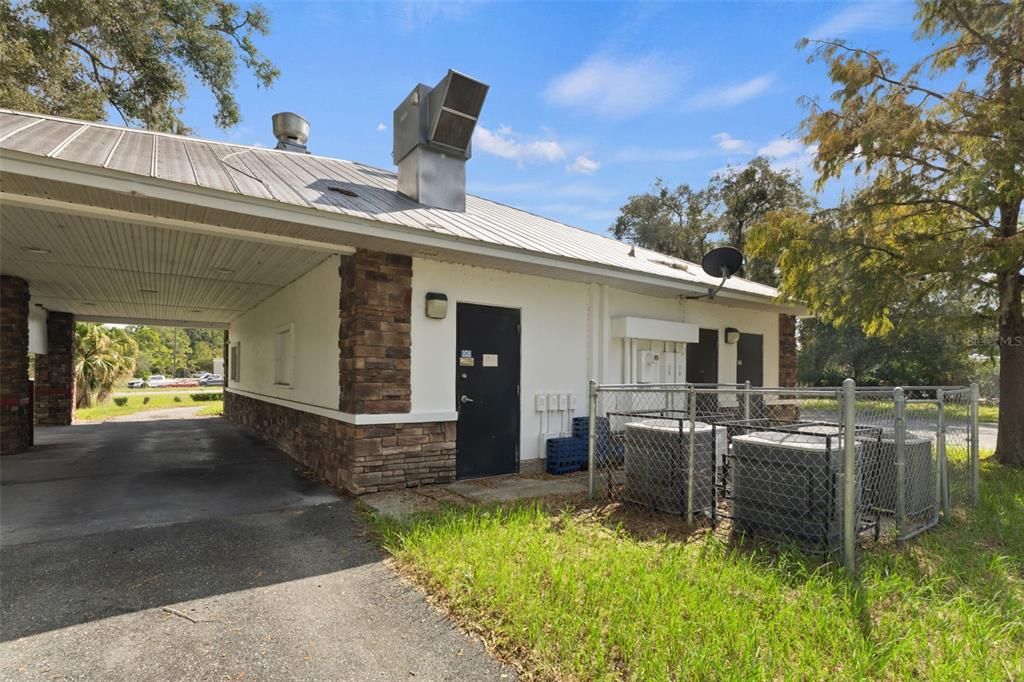For Sale: $799,000 (0 beds, 0 baths, 1280 Square Feet)
