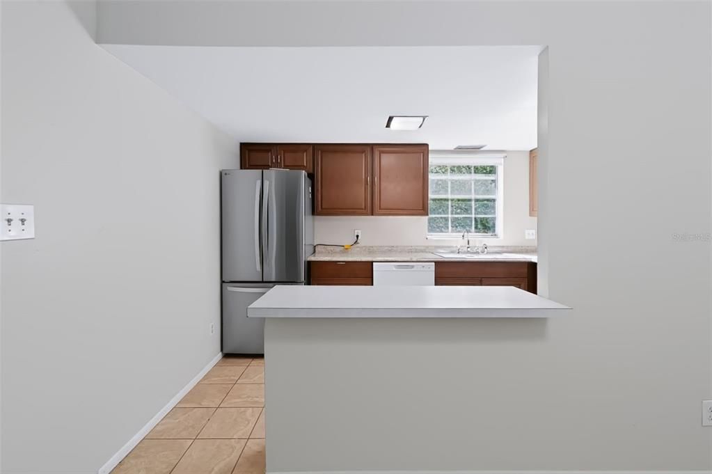 For Sale: $120,000 (2 beds, 2 baths, 940 Square Feet)