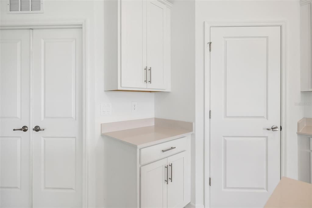 En Venta: $349,000 (2 camas, 2 baños, 1366 Pies cuadrados)
