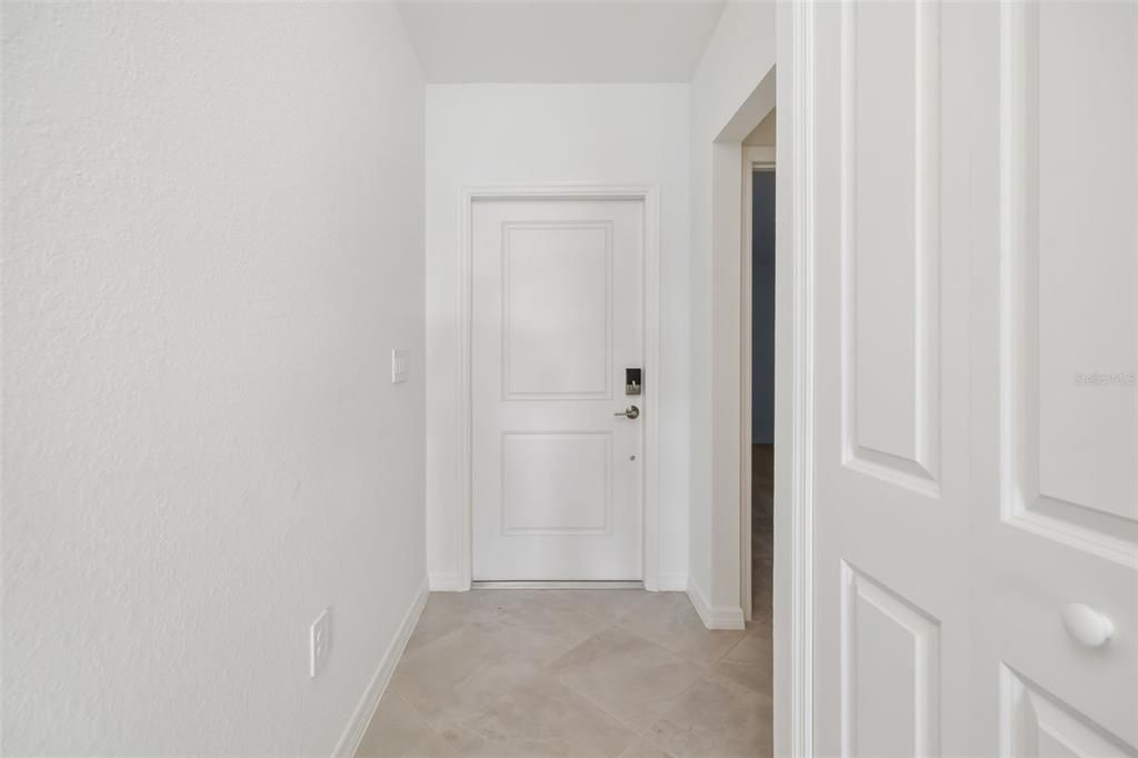 En Venta: $349,000 (2 camas, 2 baños, 1366 Pies cuadrados)