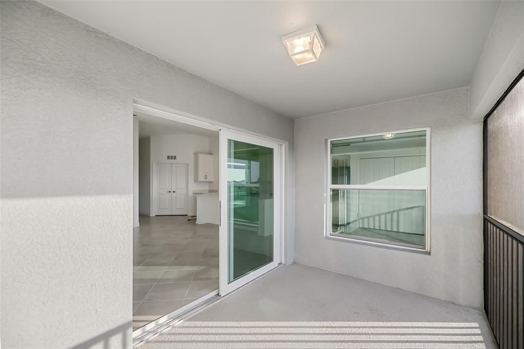 En Venta: $349,000 (2 camas, 2 baños, 1366 Pies cuadrados)