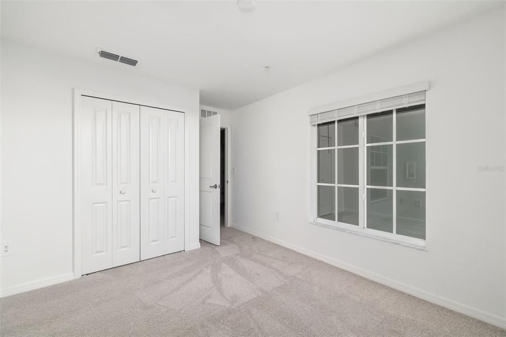 En Venta: $349,000 (2 camas, 2 baños, 1366 Pies cuadrados)