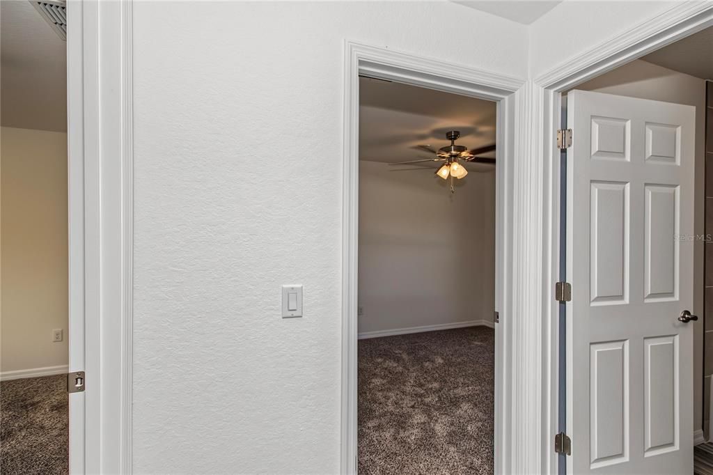 For Sale: $265,000 (3 beds, 2 baths, 1348 Square Feet)