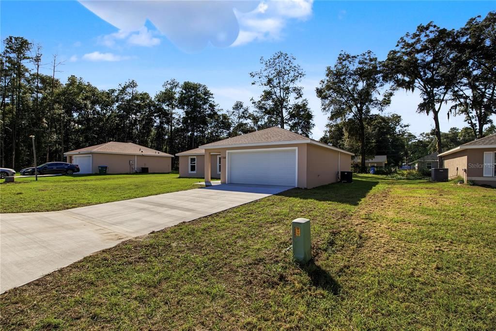 For Sale: $265,000 (3 beds, 2 baths, 1348 Square Feet)