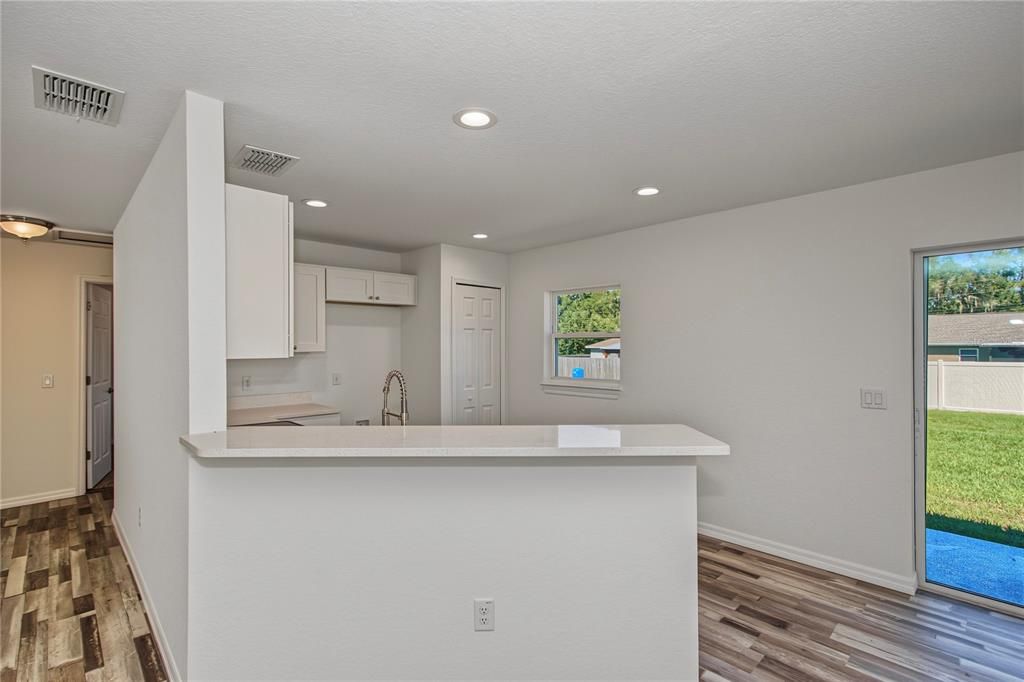 For Sale: $265,000 (3 beds, 2 baths, 1348 Square Feet)