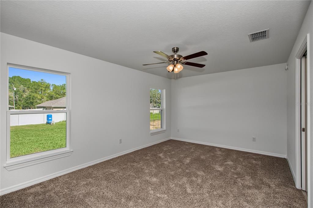 For Sale: $265,000 (3 beds, 2 baths, 1348 Square Feet)