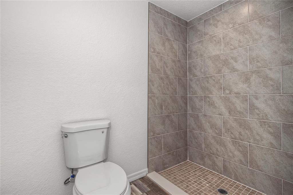 For Sale: $265,000 (3 beds, 2 baths, 1348 Square Feet)