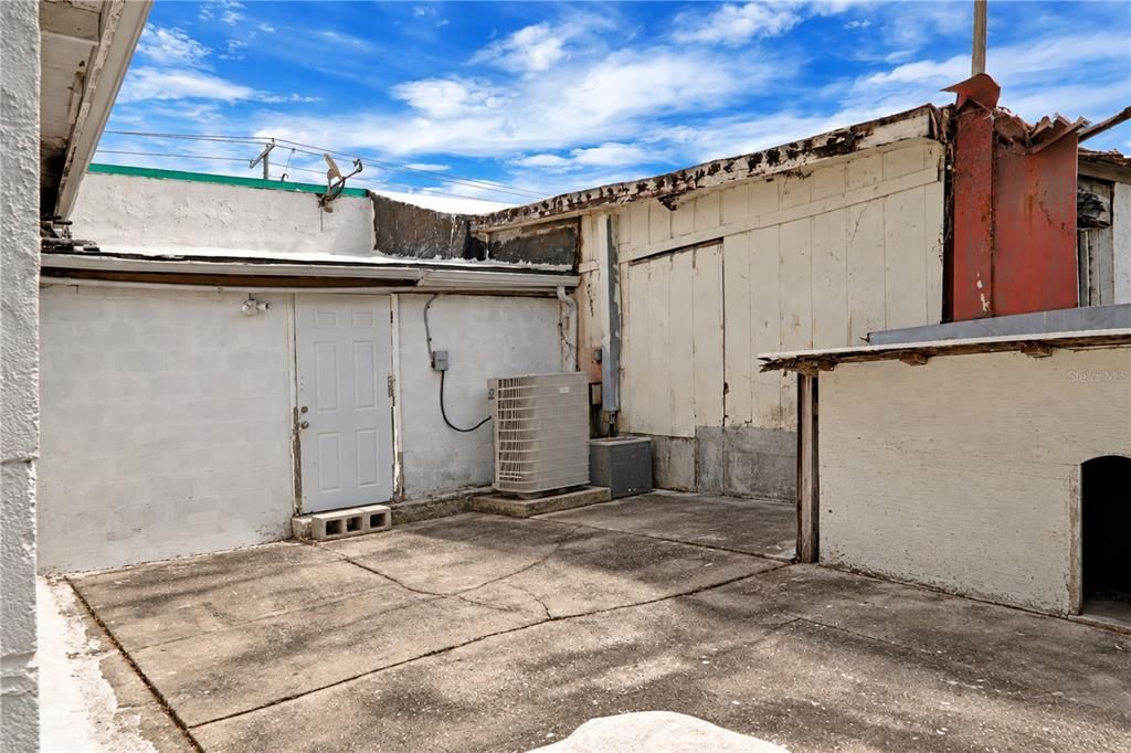 For Sale: $1,050,000 (0 beds, 0 baths, 3816 Square Feet)