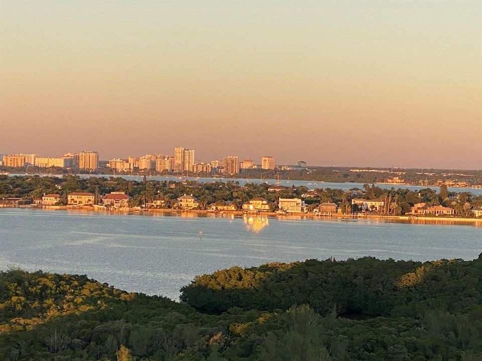 На продажу: $6,500,000 (4 спален, 3 ванн, 3861 Квадратных фут)