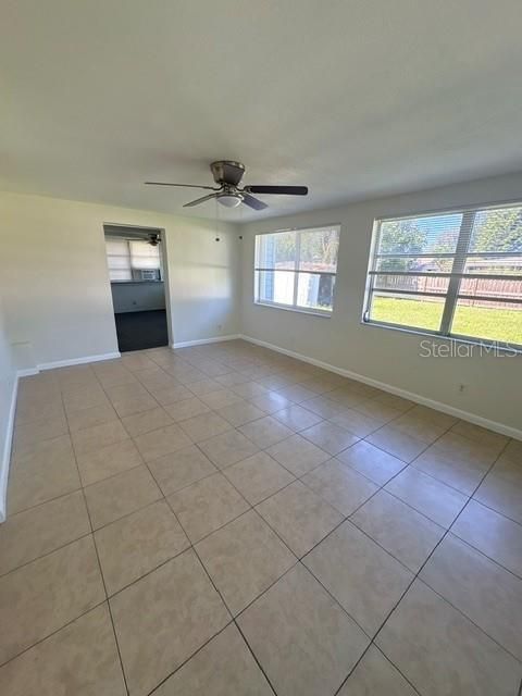 For Rent: $2,200 (3 beds, 1 baths, 1084 Square Feet)