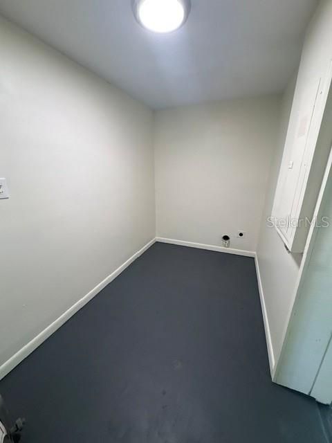 For Rent: $2,200 (3 beds, 1 baths, 1084 Square Feet)