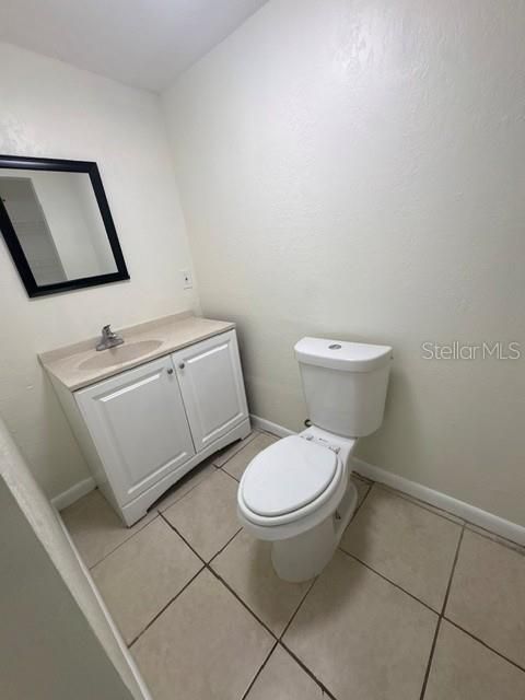For Rent: $2,200 (3 beds, 1 baths, 1084 Square Feet)
