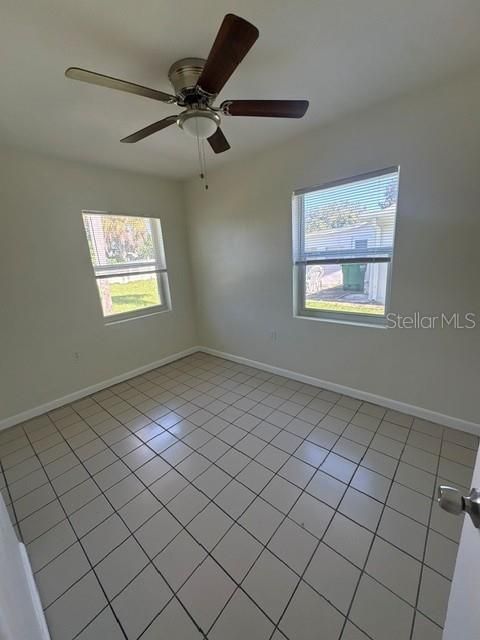 For Rent: $2,200 (3 beds, 1 baths, 1084 Square Feet)