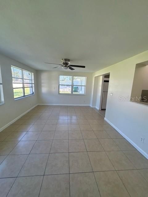 For Rent: $2,200 (3 beds, 1 baths, 1084 Square Feet)