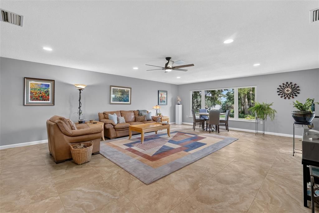 For Sale: $1,399,500 (3 beds, 2 baths, 3903 Square Feet)