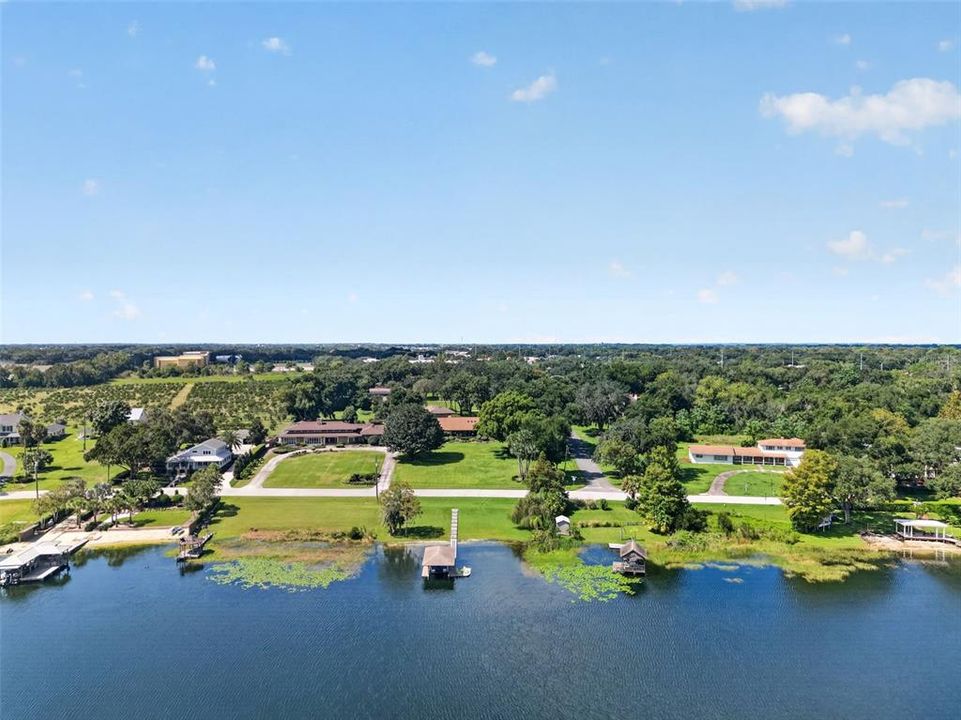 For Sale: $1,399,500 (3 beds, 2 baths, 3903 Square Feet)
