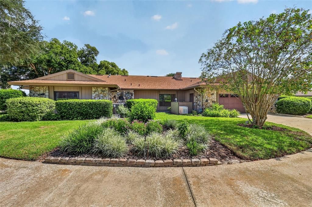 For Sale: $1,399,500 (3 beds, 2 baths, 3903 Square Feet)