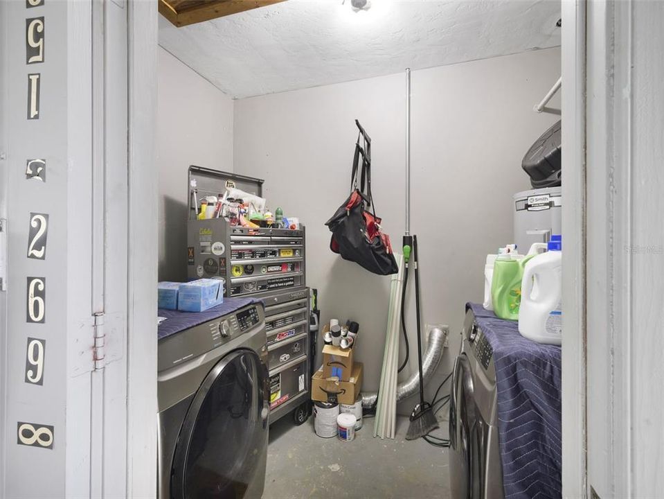 В аренду: $2,100 (2 спален, 2 ванн, 1109 Квадратных фут)