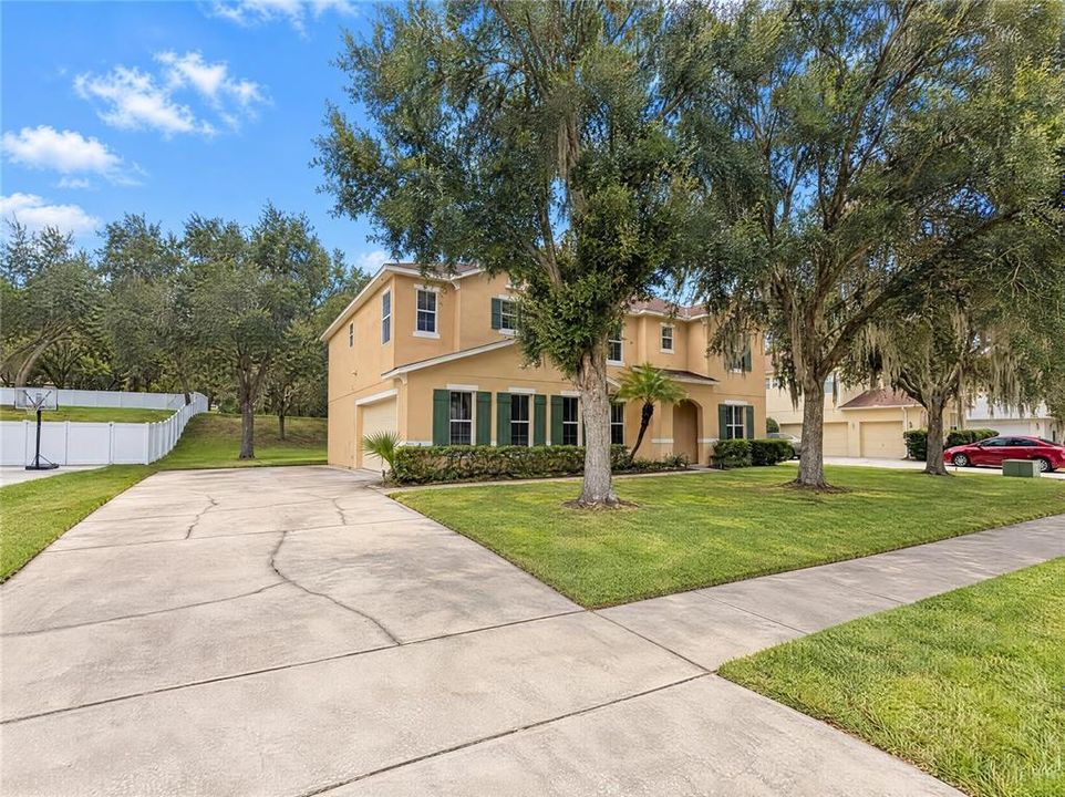 En Venta: $496,000 (4 camas, 2 baños, 3290 Pies cuadrados)