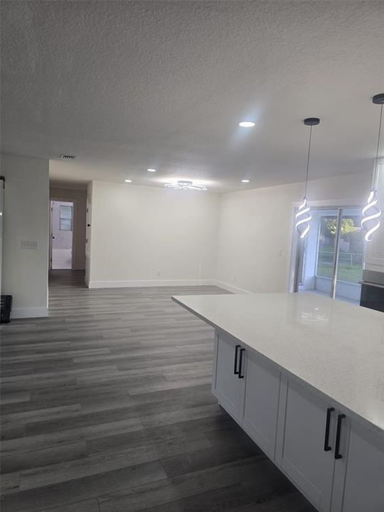 For Sale: $585,900 (3 beds, 2 baths, 1812 Square Feet)