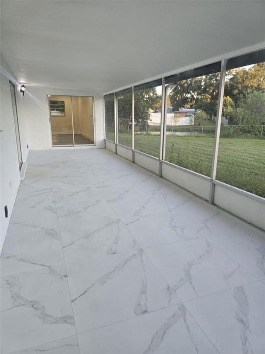 For Sale: $585,900 (3 beds, 2 baths, 1812 Square Feet)