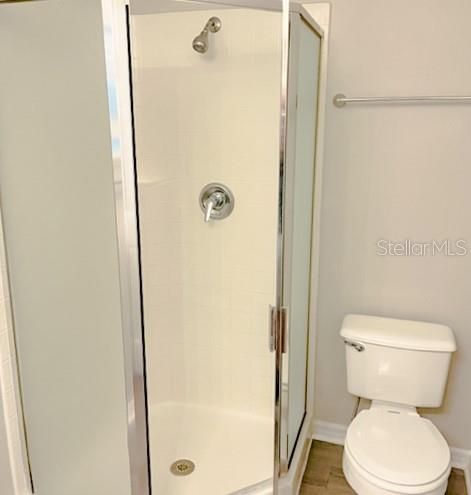 For Sale: $299,000 (4 beds, 2 baths, 1938 Square Feet)