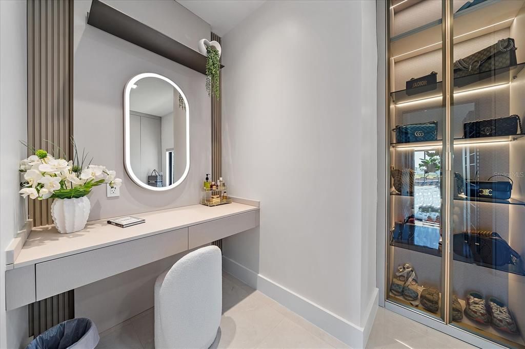 For Sale: $4,750,000 (5 beds, 5 baths, 4823 Square Feet)