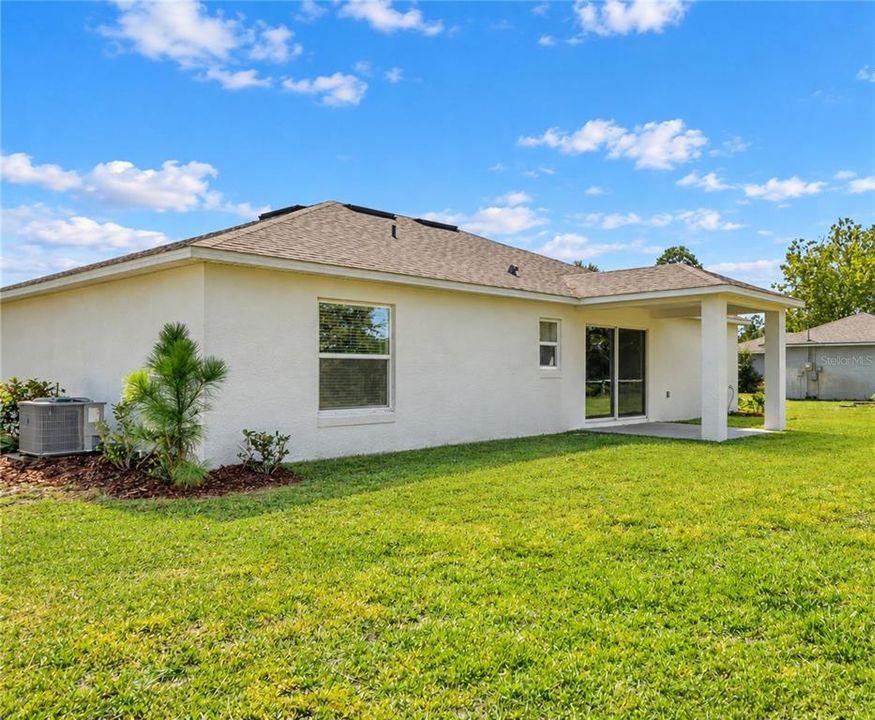 En Venta: $315,000 (3 camas, 2 baños, 1500 Pies cuadrados)
