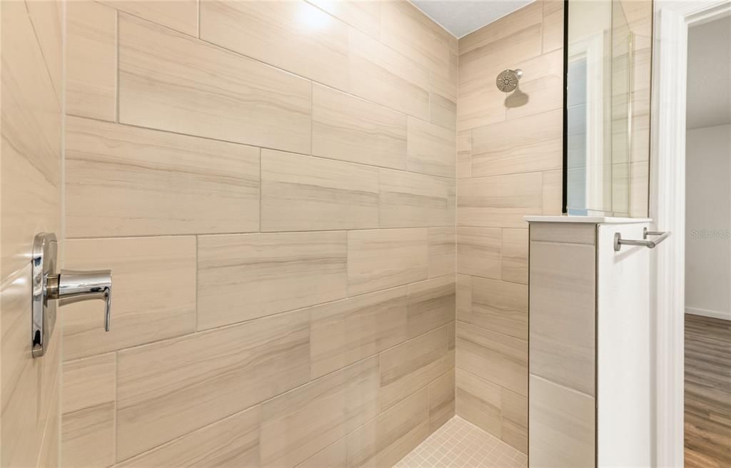 En Venta: $315,000 (3 camas, 2 baños, 1500 Pies cuadrados)
