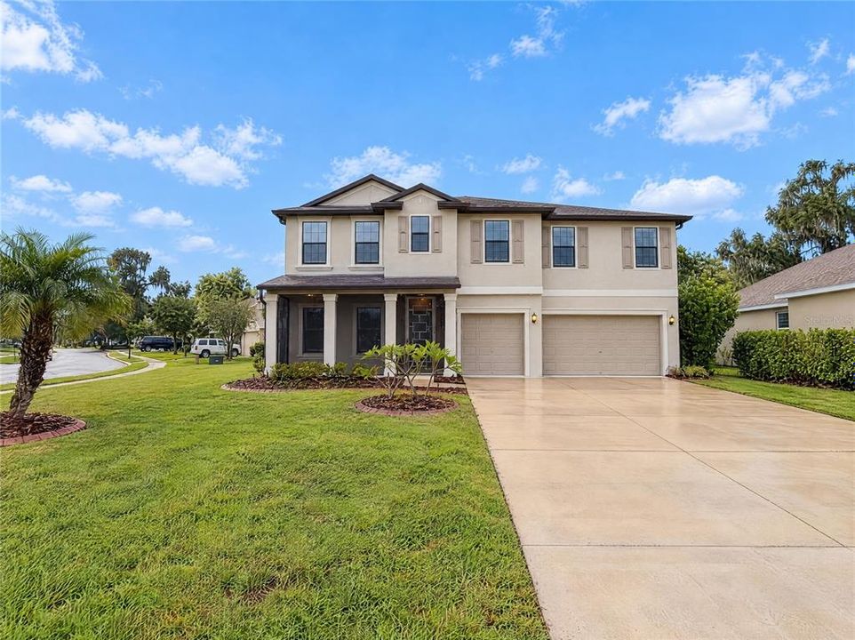 For Sale: $550,000 (5 beds, 4 baths, 3354 Square Feet)