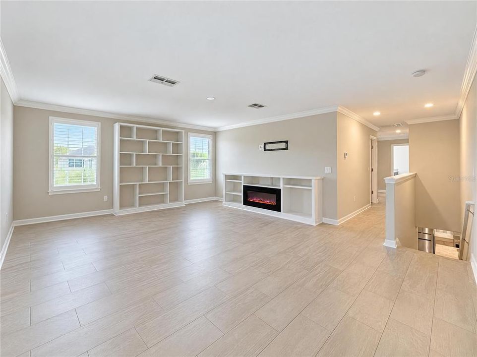 For Sale: $550,000 (5 beds, 4 baths, 3354 Square Feet)