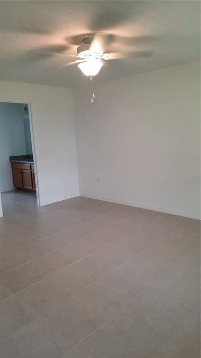 En Renta: $1,950 (3 camas, 2 baños, 2047 Pies cuadrados)