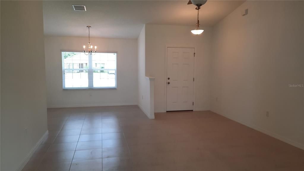 En Renta: $1,950 (3 camas, 2 baños, 2047 Pies cuadrados)