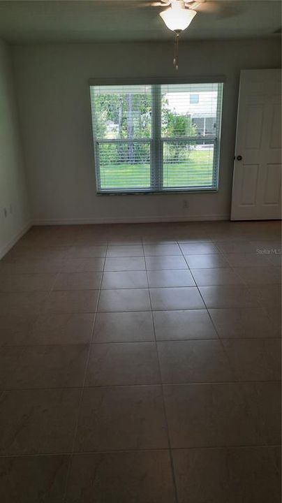 En Renta: $1,950 (3 camas, 2 baños, 2047 Pies cuadrados)