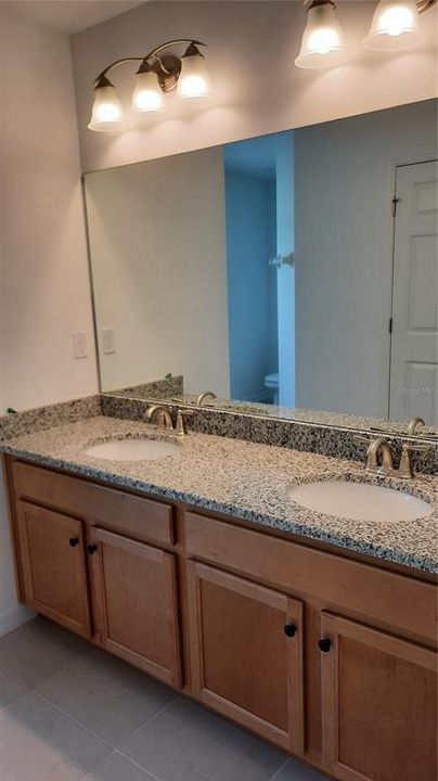 En Renta: $1,950 (3 camas, 2 baños, 2047 Pies cuadrados)